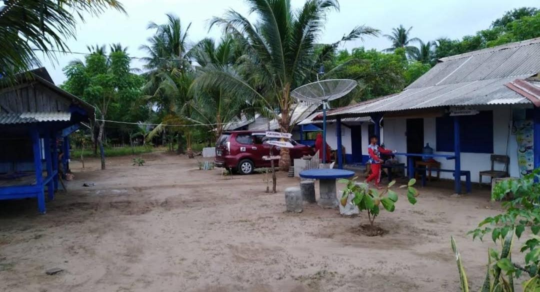 Penginapan Tegar Sawarna Экстерьер фото