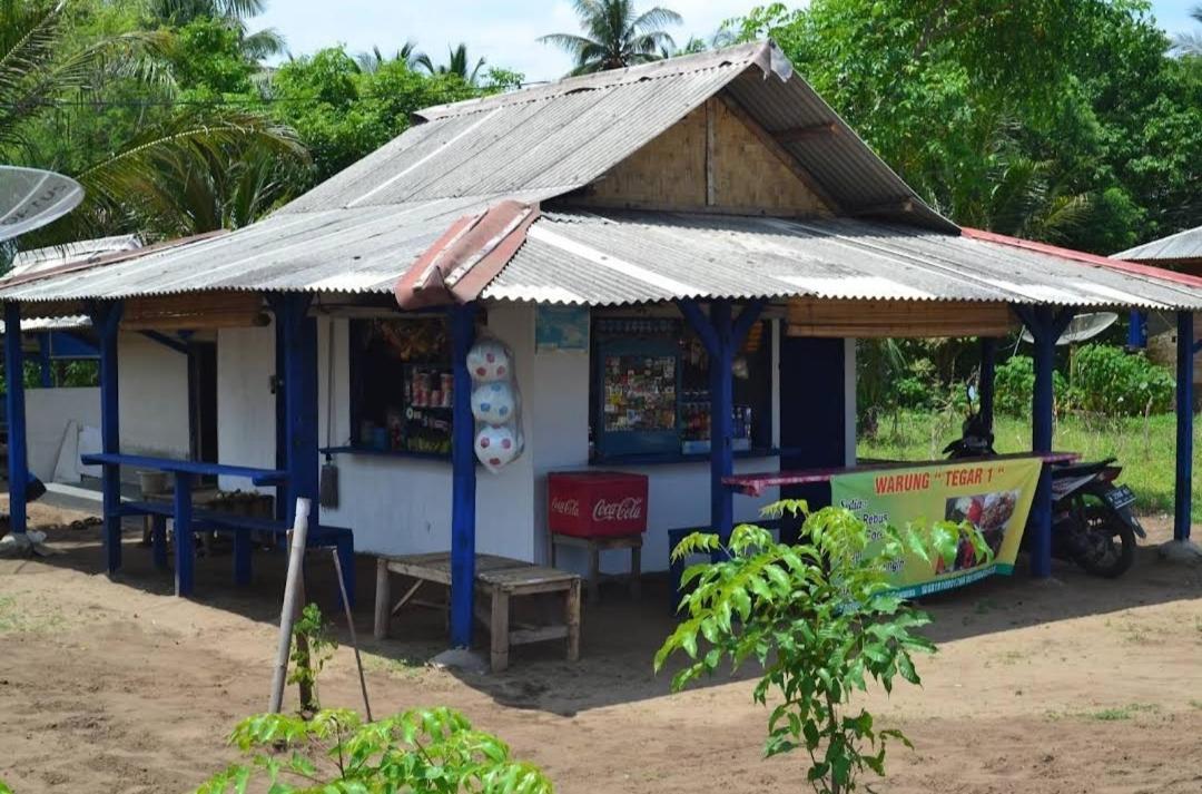 Penginapan Tegar Sawarna Экстерьер фото